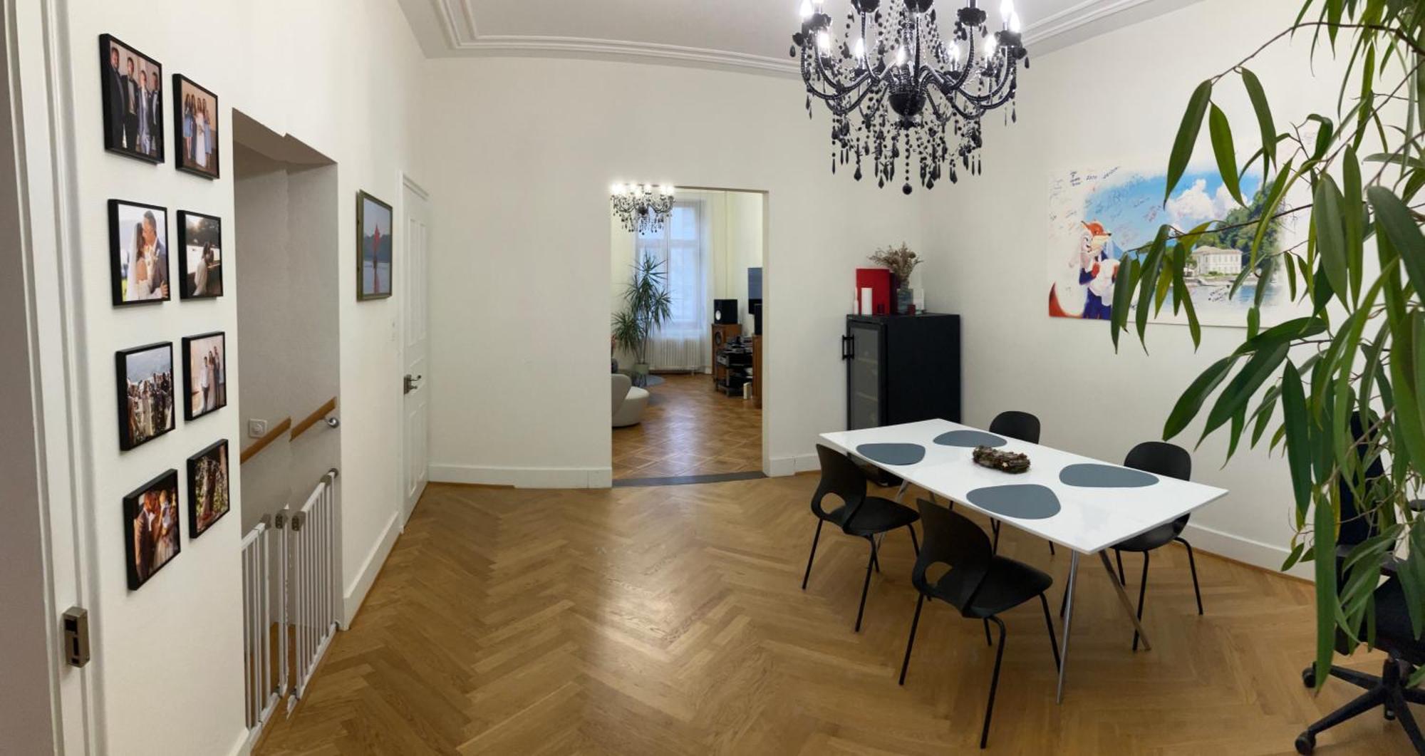 Duplex In A Charming Townhouse Basel